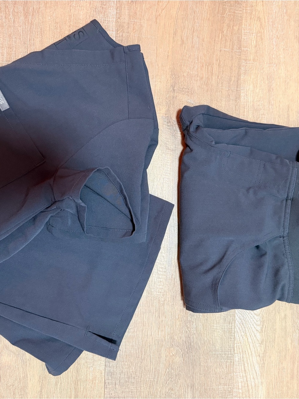 FIGS Charcoal Set